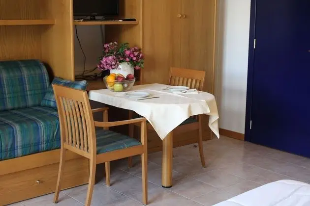 Superior Stüdyo, 1 Yatak Odası, Küçük Mutfak, Dağ Manzaralı