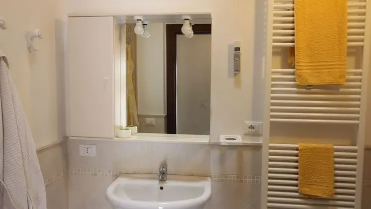 Comfort Apart Daire, 2 Yatak Odası, 2 Banyolu, Bahçeli (Garofano)