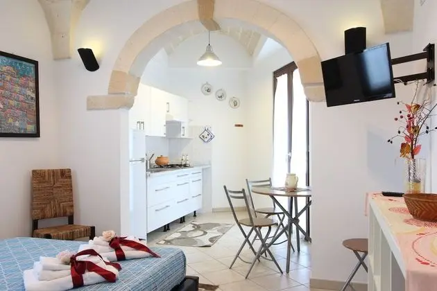 Comfort Stüdyo, 1 Çift Kişilik Yatak, Teras, Bahçeli (Geranio)