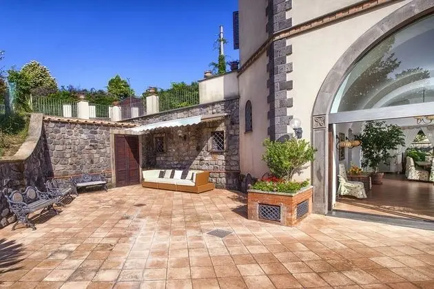 Villa, Birden Çok Yatak Odası (22 people)