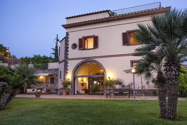 Villa, Sigara İçilebilir