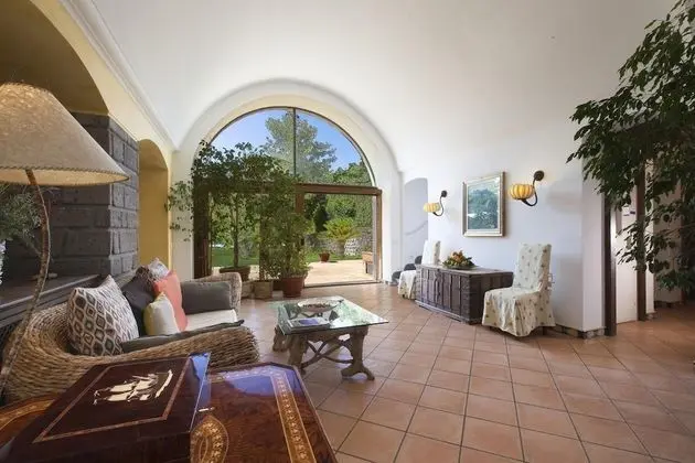 Villa, Sigara İçilebilir