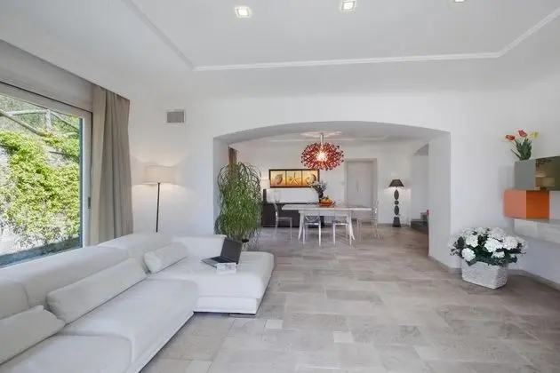 Villa, Sigara İçilebilir