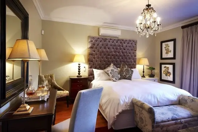 Luxury Oda, 1 En Büyük (King) Boy Yatak