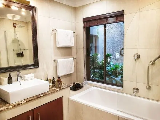 Luxury Oda, 1 En Büyük (King) Boy Yatak