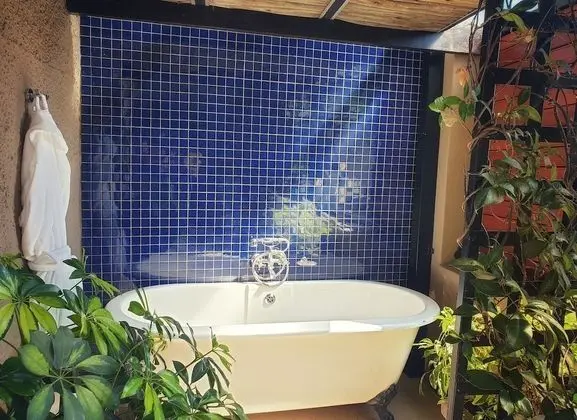 Luxury Oda, 1 En Büyük (King) Boy Yatak
