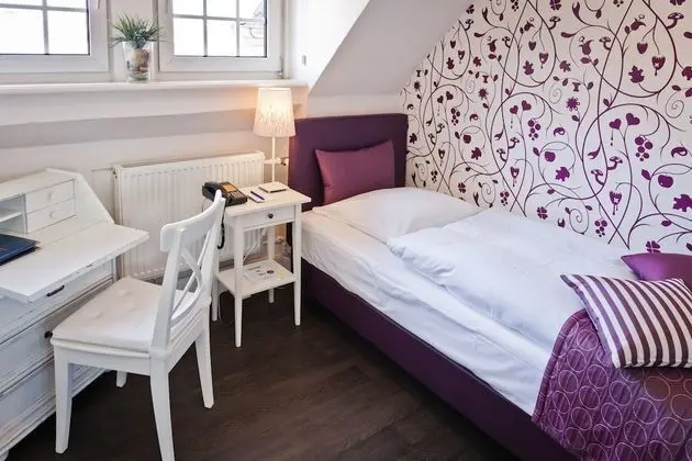 Standard Tek Kişilik Oda (Einzelbett/ Single Bed)