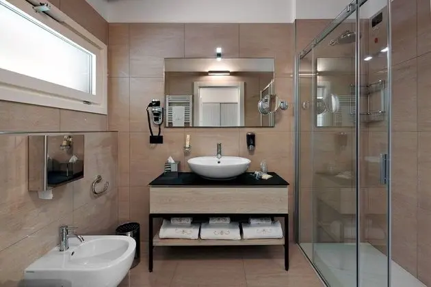 Deluxe Üç Kişilik Oda