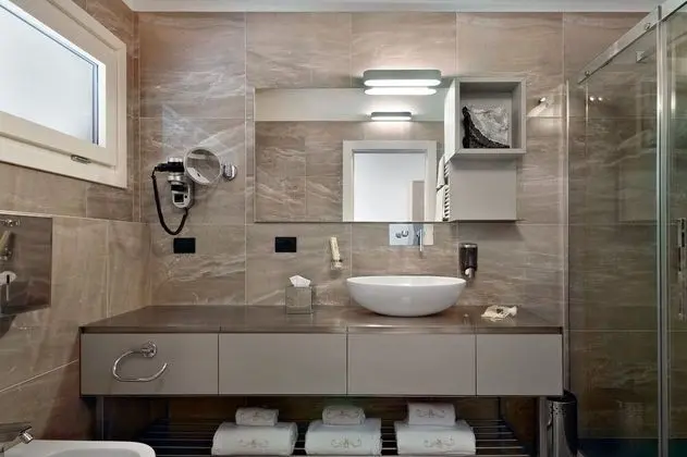 Deluxe Üç Kişilik Oda