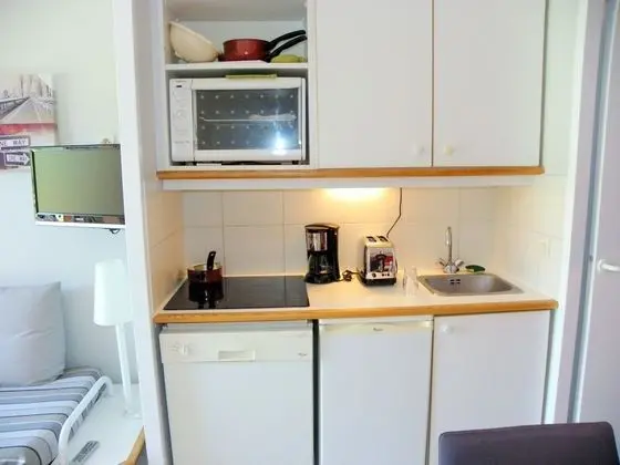 Basic Apart Daire (96la)