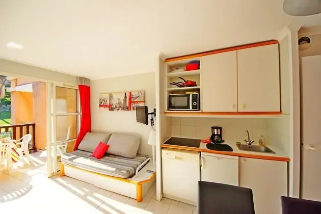 Basic Apart Daire (96la)