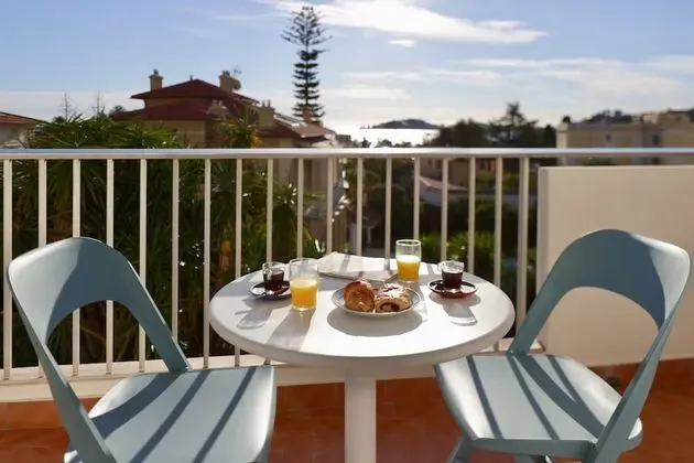 Deluxe Stüdyo, Deniz Manzaralı