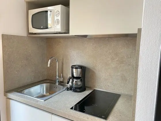 Deluxe Tek Büyük Yataklı Oda, 1 Çift Kişilik Yatak, Küçük Mutfak, Göl Manzaralı
