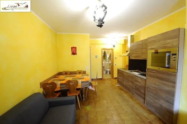 Standard Apart Daire, 2 Yatak Odası, Mutfak