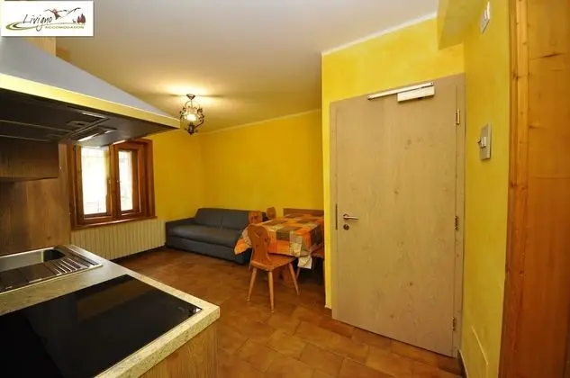 Standard Apart Daire, 2 Yatak Odası, Mutfak