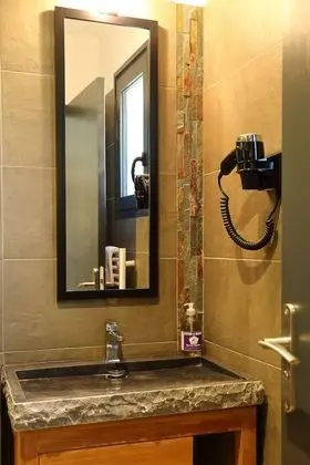 Tek Büyük veya İki Ayrı Yataklı Oda