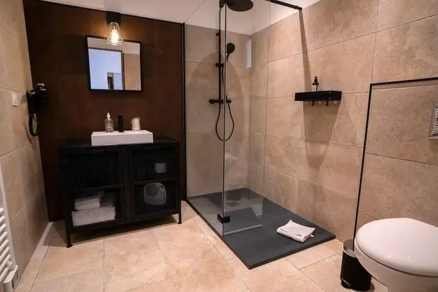 Tek Büyük Yataklı Oda, Bahçe Manzaralı