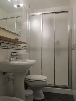 Superior Studio, Mountain View (Wood View)