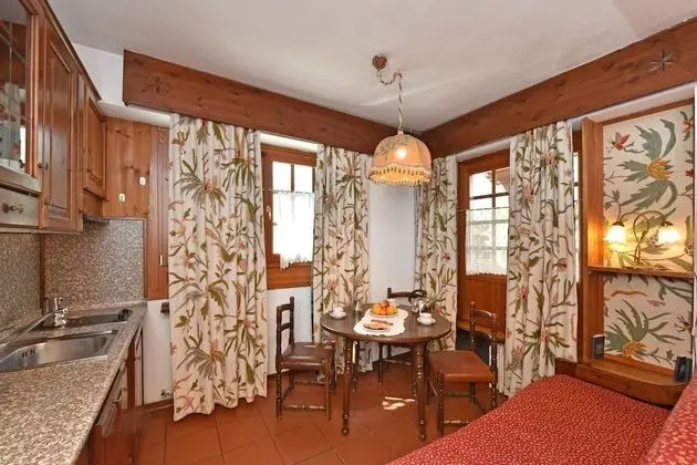 Superior Stüdyo, Dağ Manzaralı (Wood View)