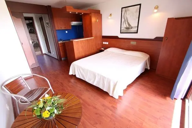 Stüdyo, Deniz Manzaralı (2/3P)