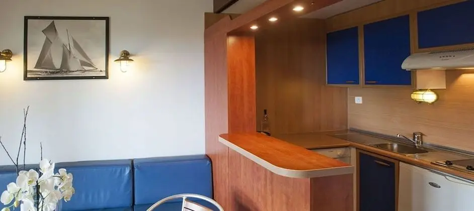 Stüdyo, Deniz Manzaralı (2/3P)