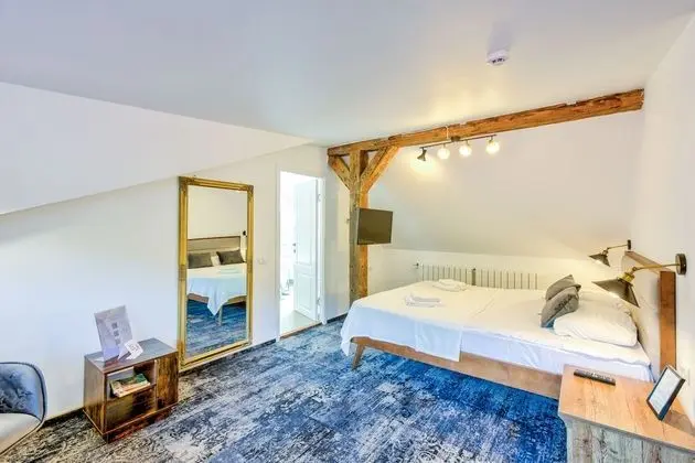Deluxe Double or Twin Room (Black Church view)