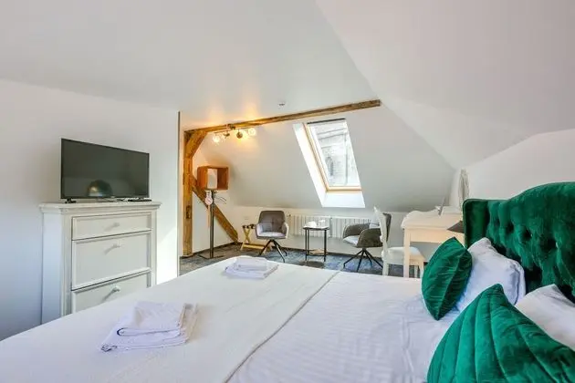 Deluxe Double or Twin Room (Black Church view)