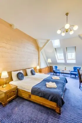 Deluxe Double or Twin Room (Black Church view)