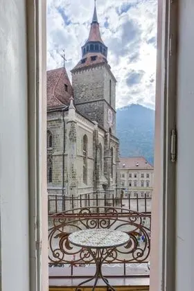 Deluxe Double or Twin Room (Black Church view)