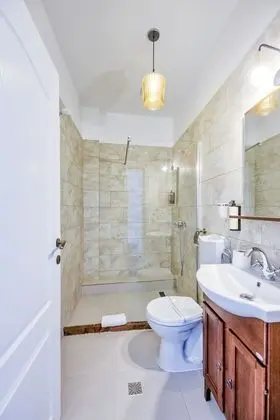 Deluxe Double or Twin Room (Black Church view)