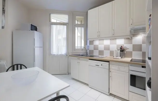 Classic Apart Daire, 2 Yatak Odası, 2 Banyolu
