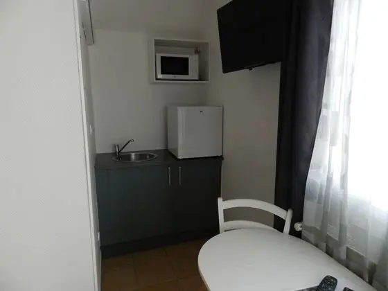 Standard Tek Büyük Yataklı Oda
