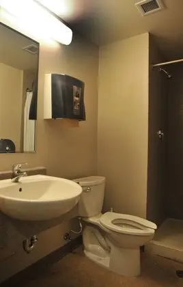 Tek Kişilik Oda, Ortak Banyo