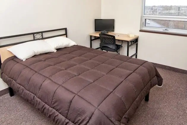2 Bedroom Suite