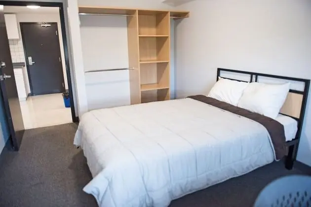 2 Bedroom Suite
