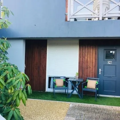 Stüdyo (rez de chausse)