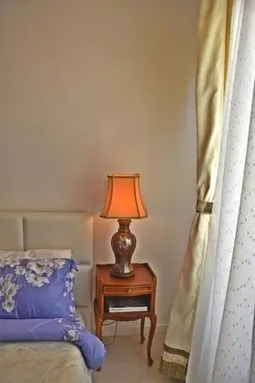 Deluxe Apart Daire (Romance)