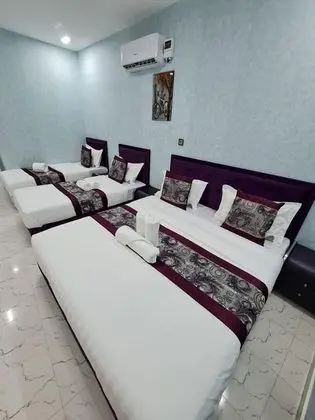 Business Tek Büyük Yataklı Oda