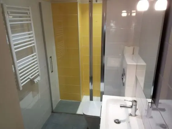 Standard Apart Daire, Banyolu/Duşlu, Şehir Manzaralı (Arg 1er étage)