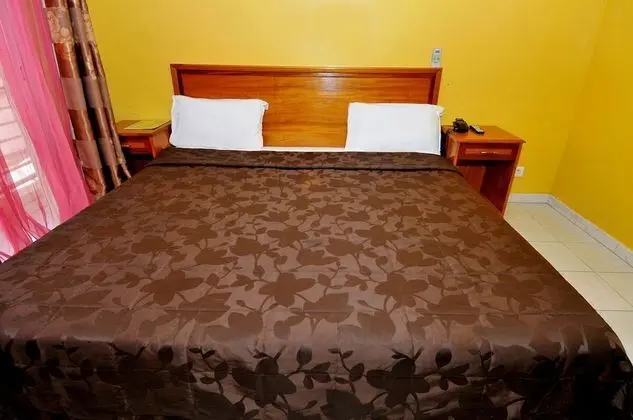 Superior Tek Büyük Yataklı Oda