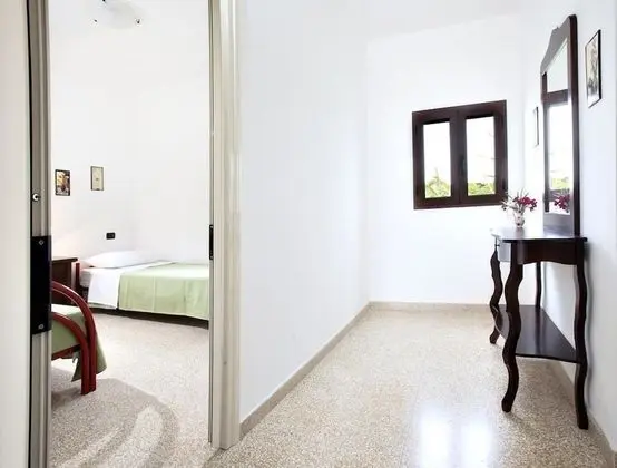 Üç Kişilik Oda (4)