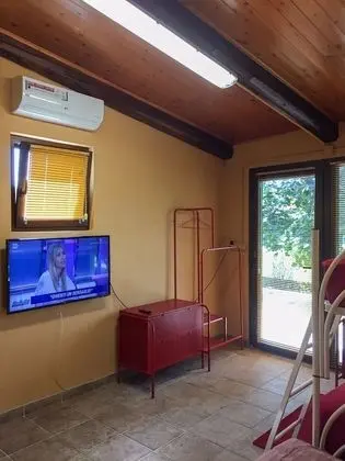 Dört Kişilik Oda, 2 Yatak Odası, Bahçe Manzaralı (Casetta Rossa)(External Kitchen)