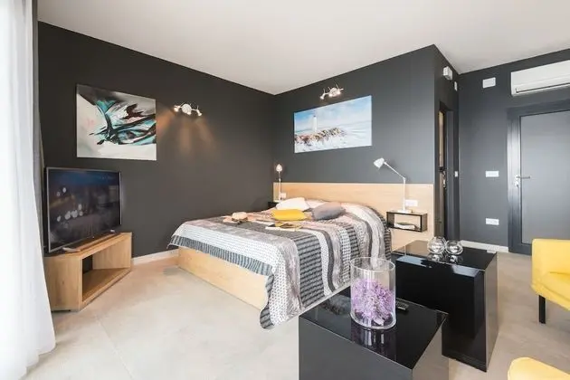 Stüdyo, Deniz Manzaralı