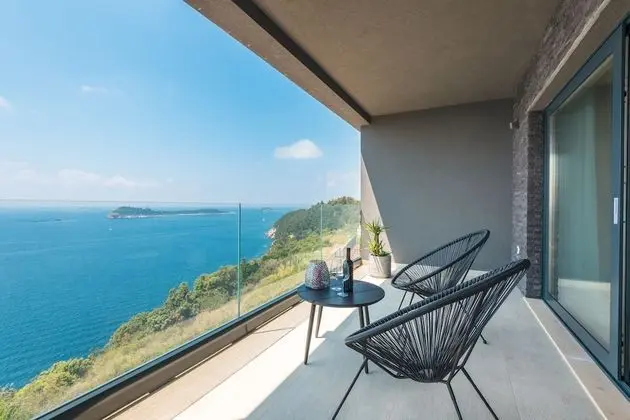 Stüdyo, Deniz Manzaralı