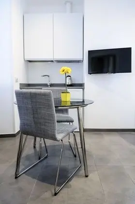 Deluxe Apart Daire, Mutfak, Bahçe Manzaralı