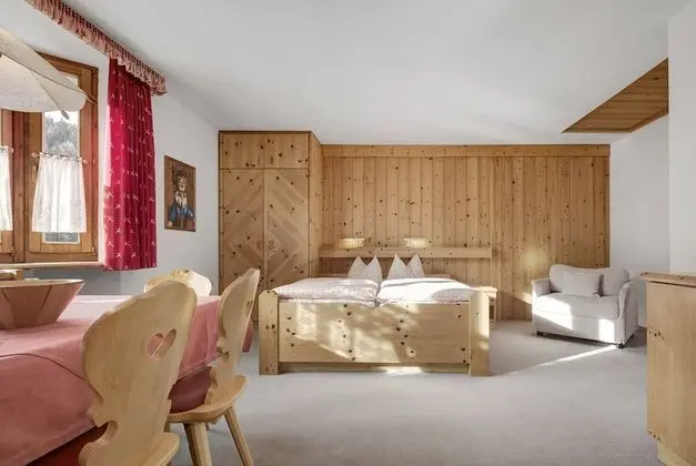 Apart Daire, 2 Yatak Odası, Balkon