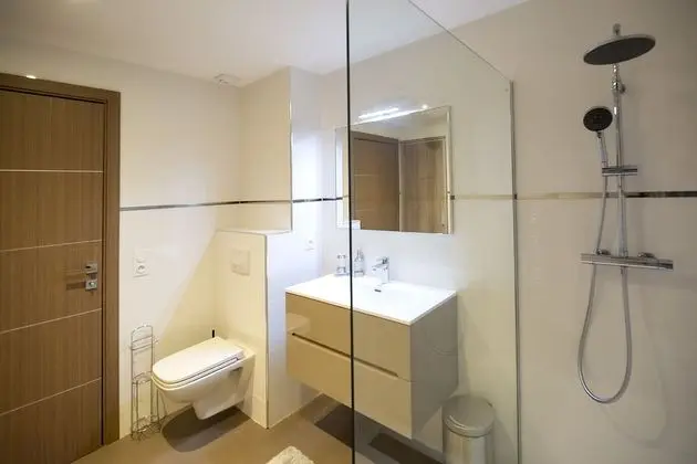 Apart Daire, Engellilere Uygun, Banyolu/Duşlu (Gauguin 7)