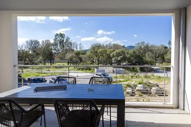 Apart Daire, Engellilere Uygun, Banyolu/Duşlu (Gauguin 7)