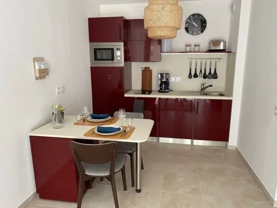 Apart Daire, Engellilere Uygun, Banyolu/Duşlu (T3)