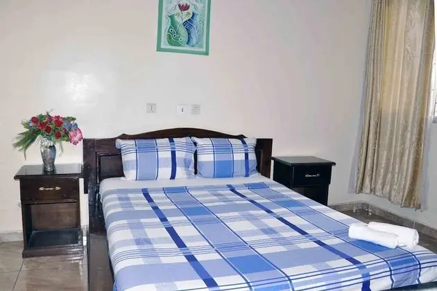 Junior Tek Büyük Yataklı Oda